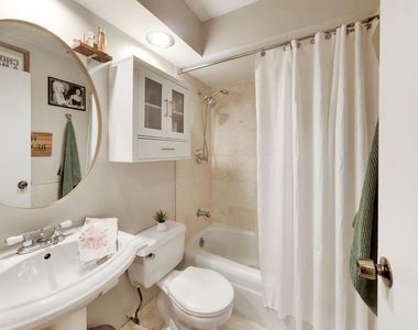 420 W Aldine Avenue - Photo Thumbnail 23