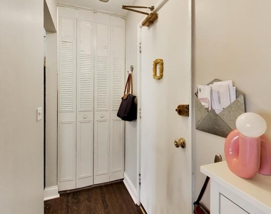 420 W Aldine Avenue - Photo Thumbnail 10