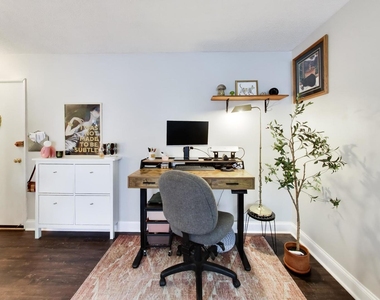 420 W Aldine Avenue - Photo Thumbnail 14
