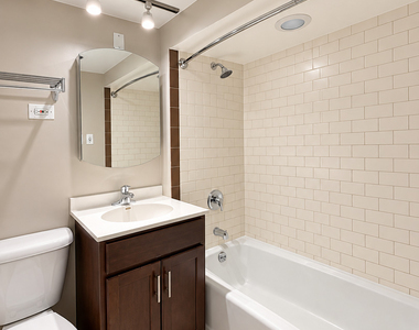 3170 N Sheridan Road - Photo Thumbnail 12