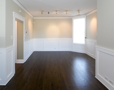 3614 N Bosworth Avenue - Photo Thumbnail 10