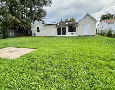 40 Arlington Drive - Photo Thumbnail 19