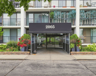 2005 S Finley Road - Photo Thumbnail 33
