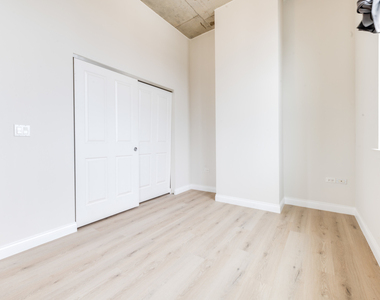 1464 S Michigan Avenue - Photo Thumbnail 12