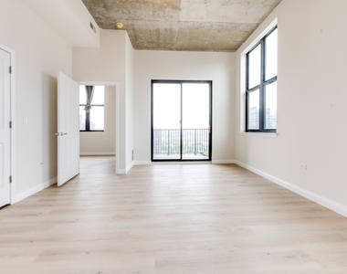 1464 S Michigan Avenue - Photo Thumbnail 8