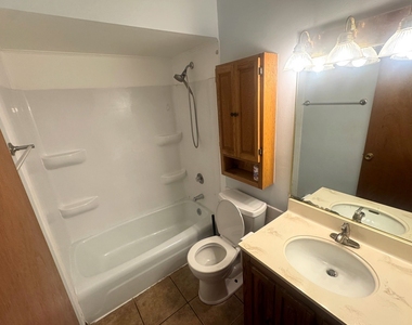 4512 Grove Avenue - Photo Thumbnail 7