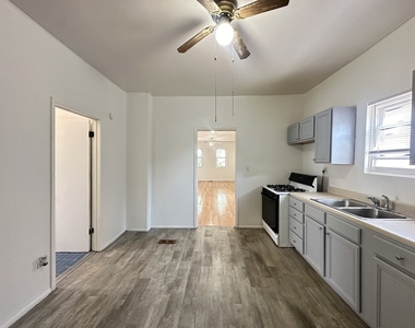 1722 N Kimball Avenue - Photo Thumbnail 5