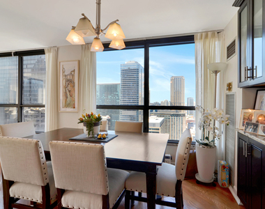 405 N Wabash Avenue - Photo Thumbnail 8