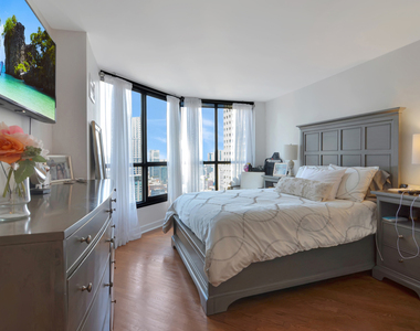 405 N Wabash Avenue - Photo Thumbnail 10