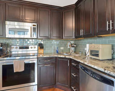 405 N Wabash Avenue - Photo Thumbnail 6