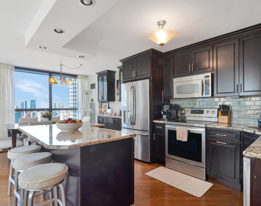405 N Wabash Avenue - Photo Thumbnail 5