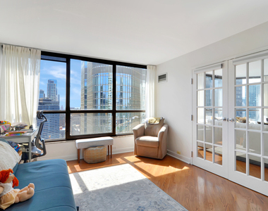 405 N Wabash Avenue - Photo Thumbnail 16