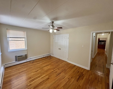 2115 W Farwell Avenue - Photo Thumbnail 5