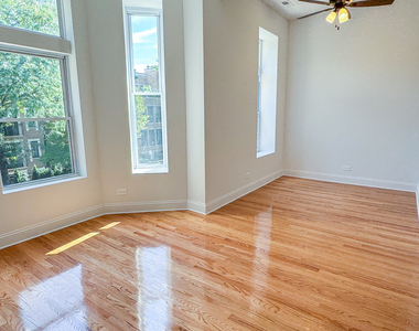 3512 N Halsted Street - Photo Thumbnail 2