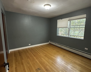 5205 W Drummond Place - Photo Thumbnail 15