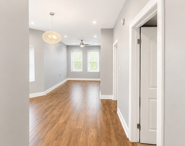 10747 S Michigan Avenue - Photo Thumbnail 6