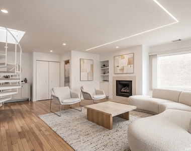 1201 W Diversey Parkway - Photo Thumbnail 1