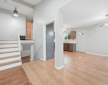 7030 W Carol Avenue - Photo Thumbnail 15