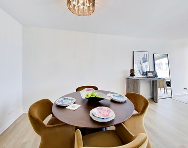 111 E Chestnut Street - Photo Thumbnail 31