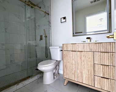 295 Hunterdon Court - Photo Thumbnail 7