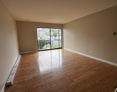 10338 Parkside Avenue - Photo Thumbnail 4