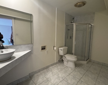 10338 Parkside Avenue - Photo Thumbnail 5
