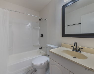 8170 Northway Drive - Photo Thumbnail 21