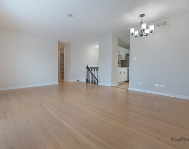 8170 Northway Drive - Photo Thumbnail 3