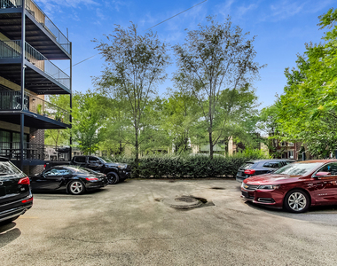 3332 W Palmer Street - Photo Thumbnail 2