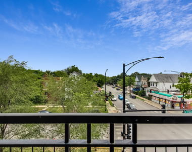 3332 W Palmer Street - Photo Thumbnail 8