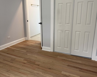 3801 W Belle Plaine Avenue - Photo Thumbnail 8
