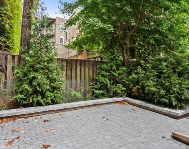 608 W Arlington Place - Photo Thumbnail 10