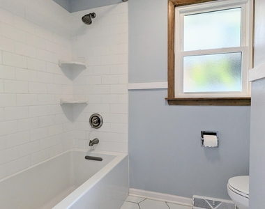 330 S Oak Street - Photo Thumbnail 10