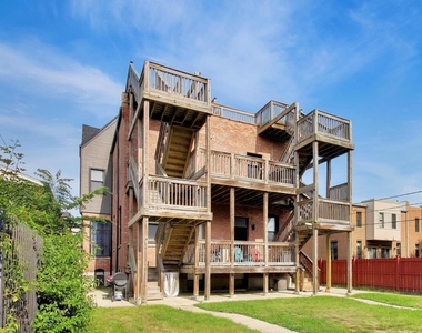 3330 S Indiana Avenue - Photo Thumbnail 30