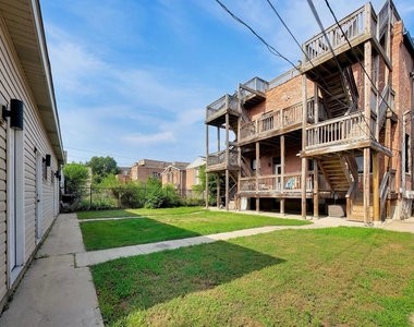 3330 S Indiana Avenue - Photo Thumbnail 34