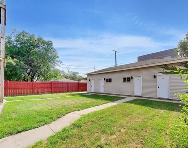 3330 S Indiana Avenue - Photo Thumbnail 32