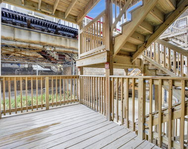 1010 W Dakin Street - Photo Thumbnail 12