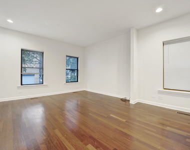 1010 W Dakin Street - Photo Thumbnail 7