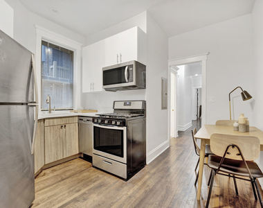 1006 W Dakin Street - Photo Thumbnail 6