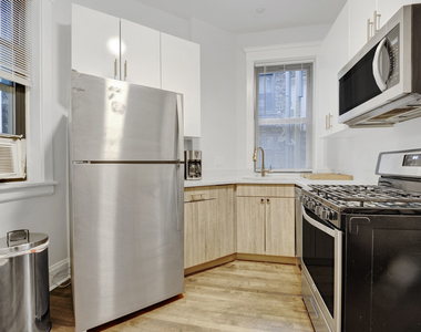 1006 W Dakin Street - Photo Thumbnail 8