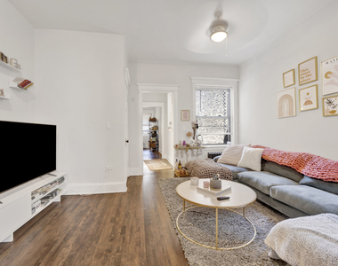 1006 W Dakin Street - Photo Thumbnail 2