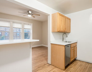 3722 W Altgeld Street - Photo Thumbnail 9