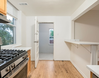3722 W Altgeld Street - Photo Thumbnail 8
