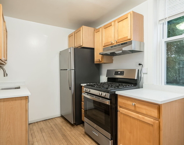 3722 W Altgeld Street - Photo Thumbnail 7