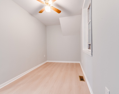 2625 S Union Avenue - Photo Thumbnail 8