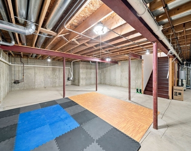 37061 N Bonnie Brae Road - Photo Thumbnail 23