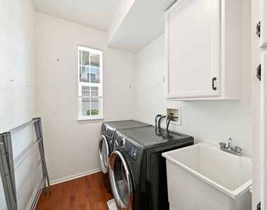 37061 N Bonnie Brae Road - Photo Thumbnail 22