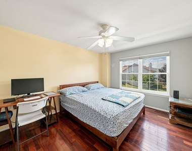 37061 N Bonnie Brae Road - Photo Thumbnail 13