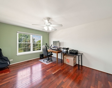 37061 N Bonnie Brae Road - Photo Thumbnail 17