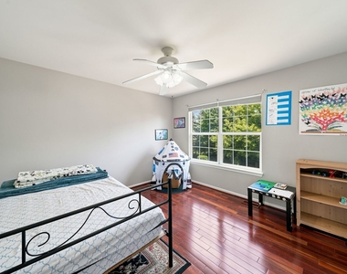 37061 N Bonnie Brae Road - Photo Thumbnail 14